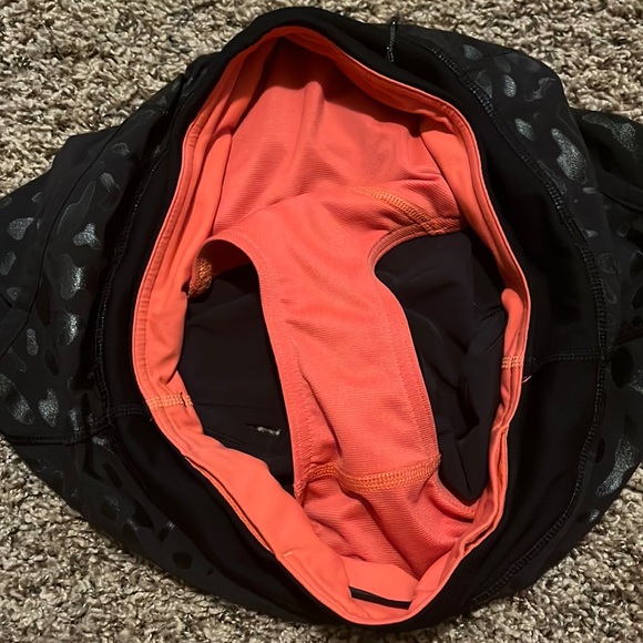 Lululemon speed up shorts - Picture 1 of 3